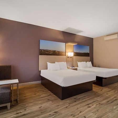 Best Western Diamond Bar Hotel & Suites מראה חיצוני תמונה
