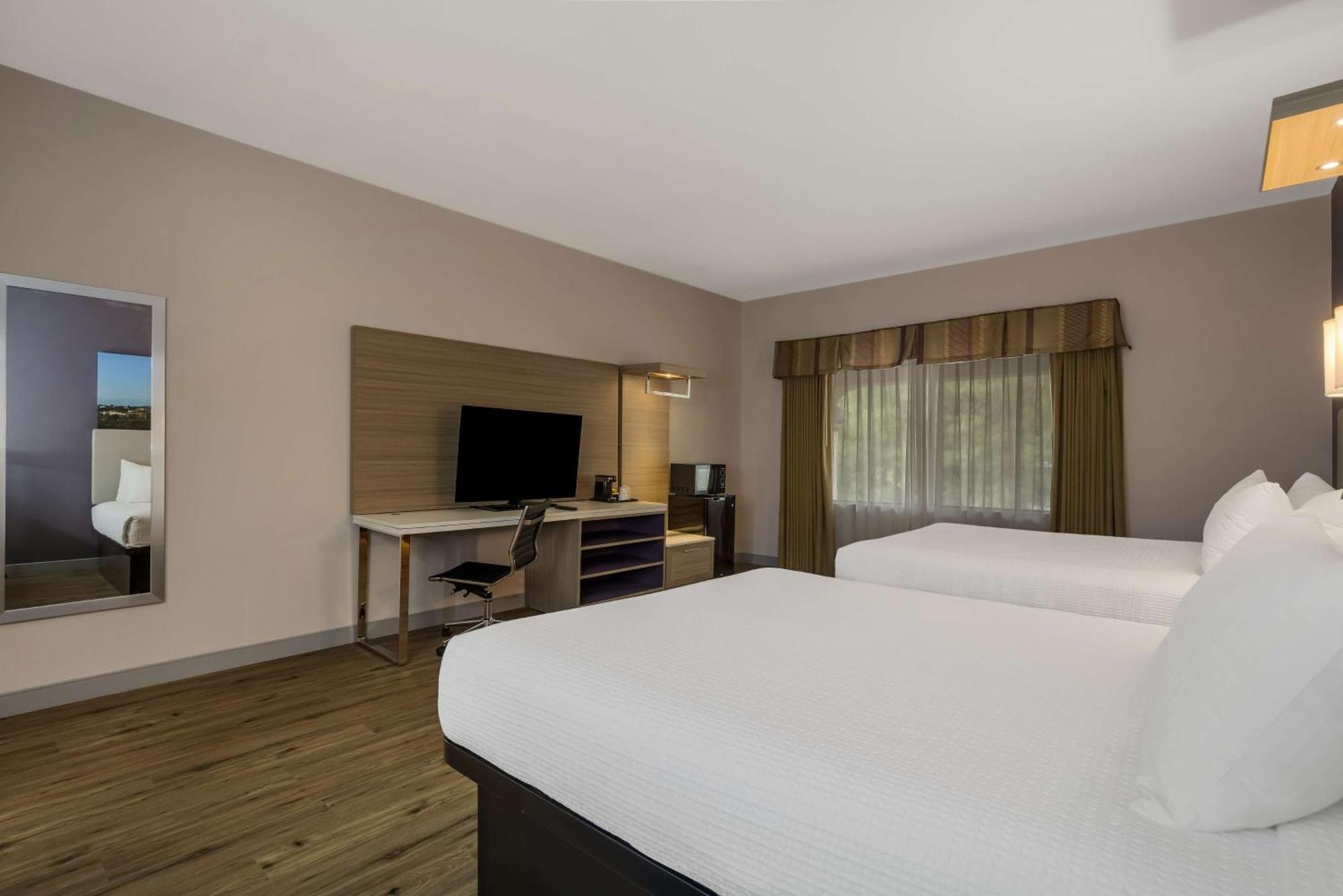 Best Western Diamond Bar Hotel & Suites מראה חיצוני תמונה