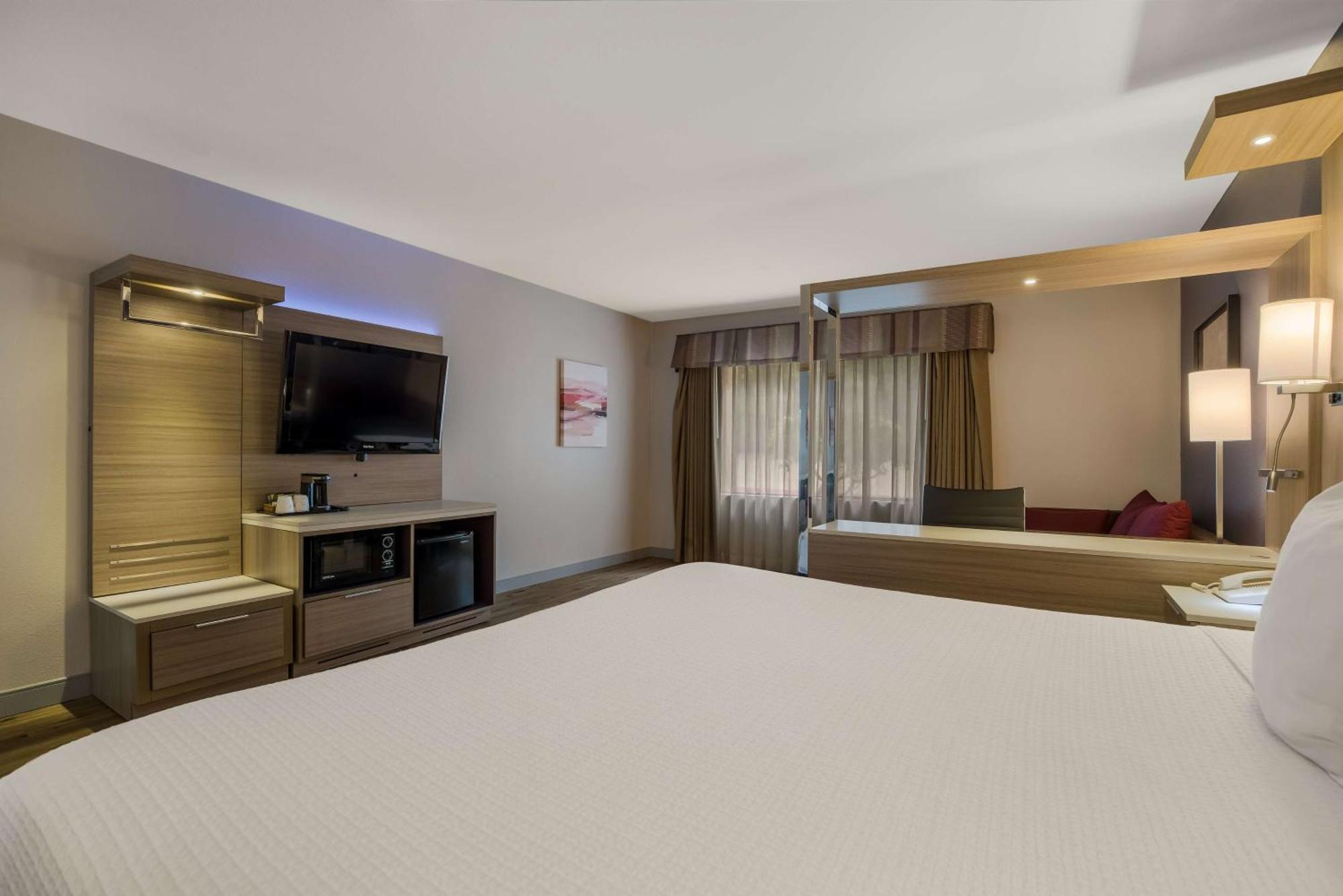 Best Western Diamond Bar Hotel & Suites מראה חיצוני תמונה
