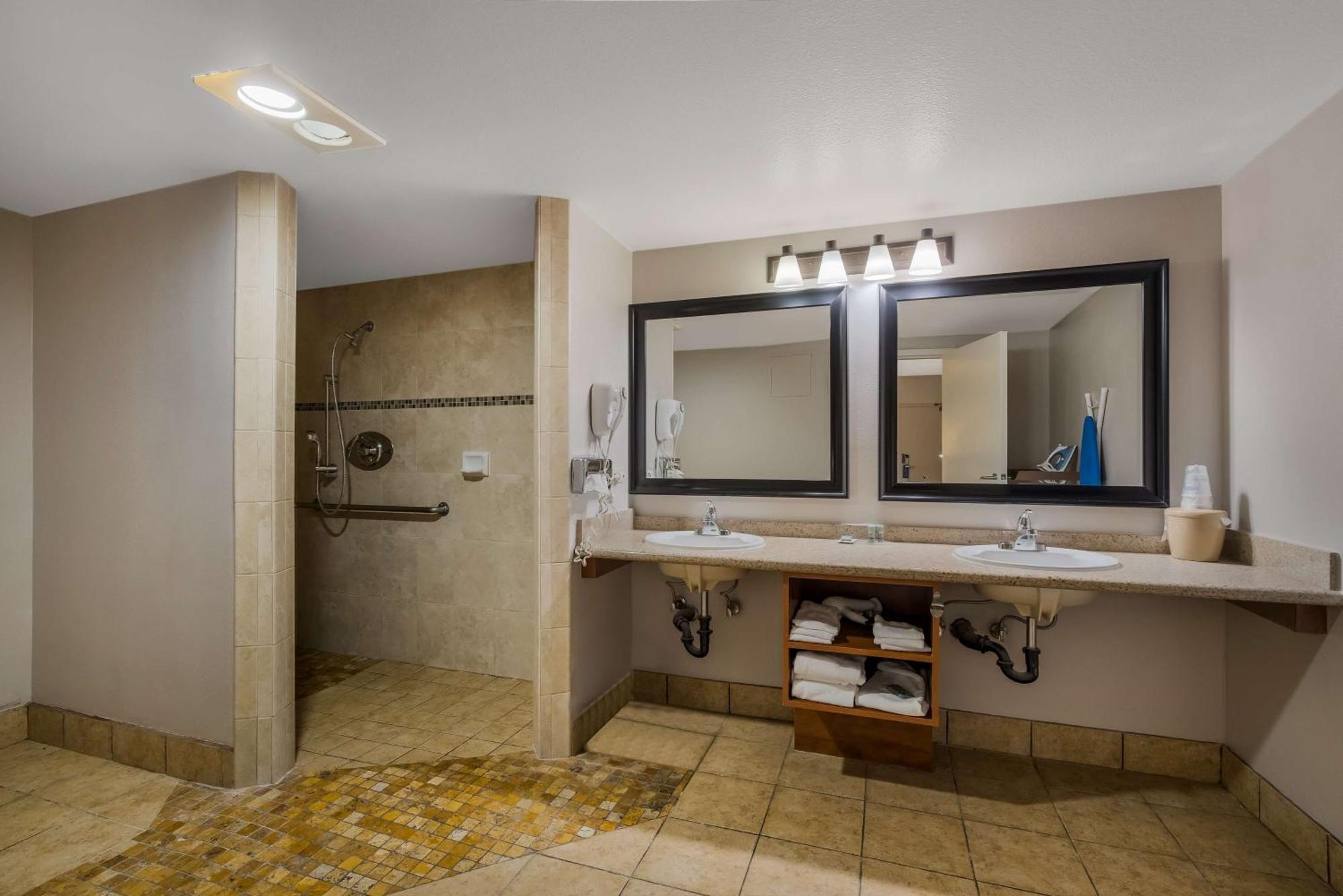 Best Western Diamond Bar Hotel & Suites מראה חיצוני תמונה