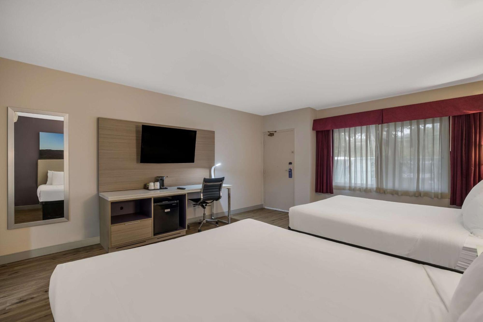 Best Western Diamond Bar Hotel & Suites מראה חיצוני תמונה