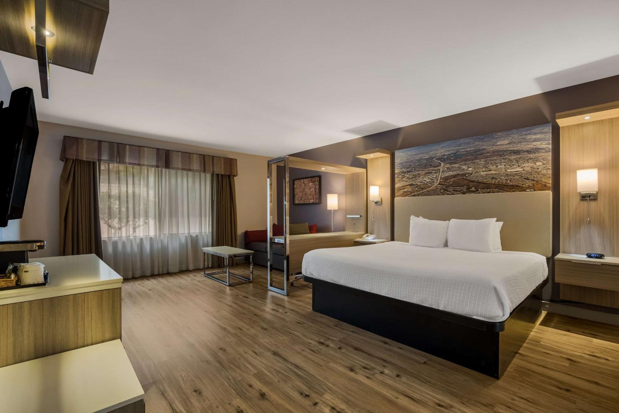 Best Western Diamond Bar Hotel & Suites מראה חיצוני תמונה